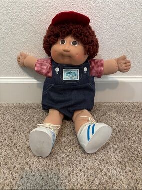 Vintage Cabbage Patch Kid Boy Doll Brown Eyes Brown Loop Yarn Hair | collector